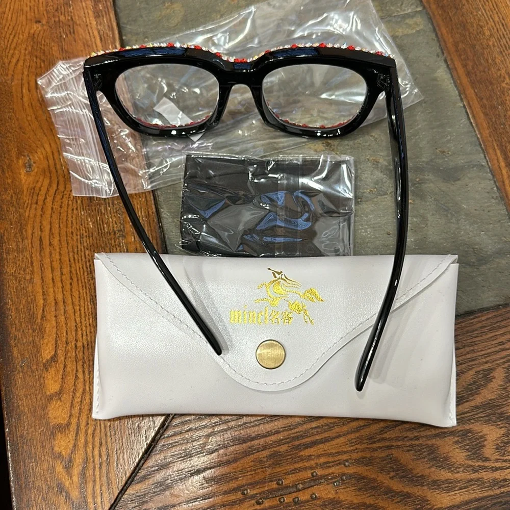 Fun Sparkly Reading Glasses 1.0 + - Picture 3 of 3